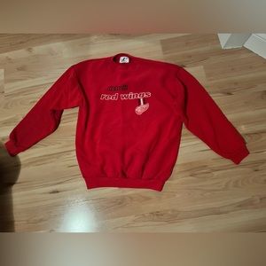 Red wings crew neck